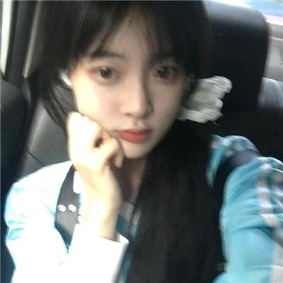 空庭雨打旧时灯